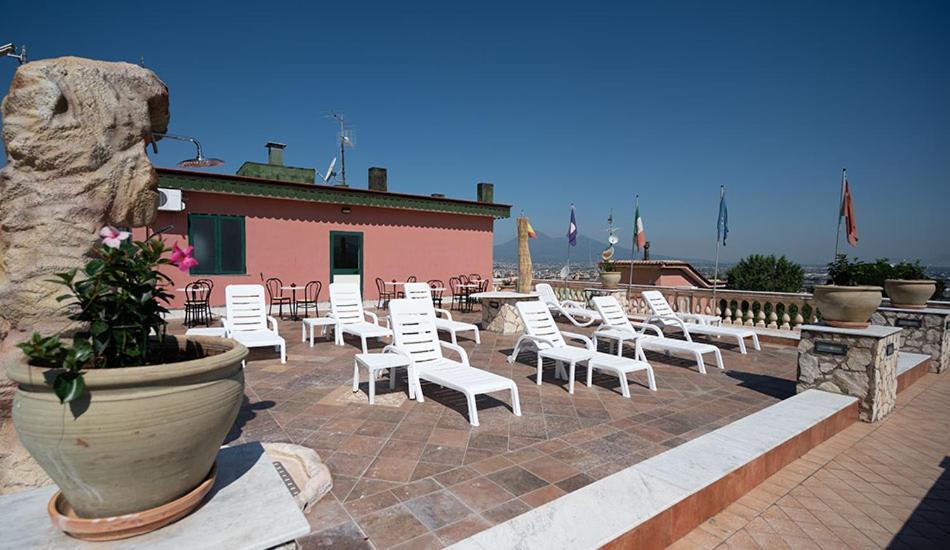 Hotel Sottovento Sant'Egidio del Monte Albino Exteriör bild
