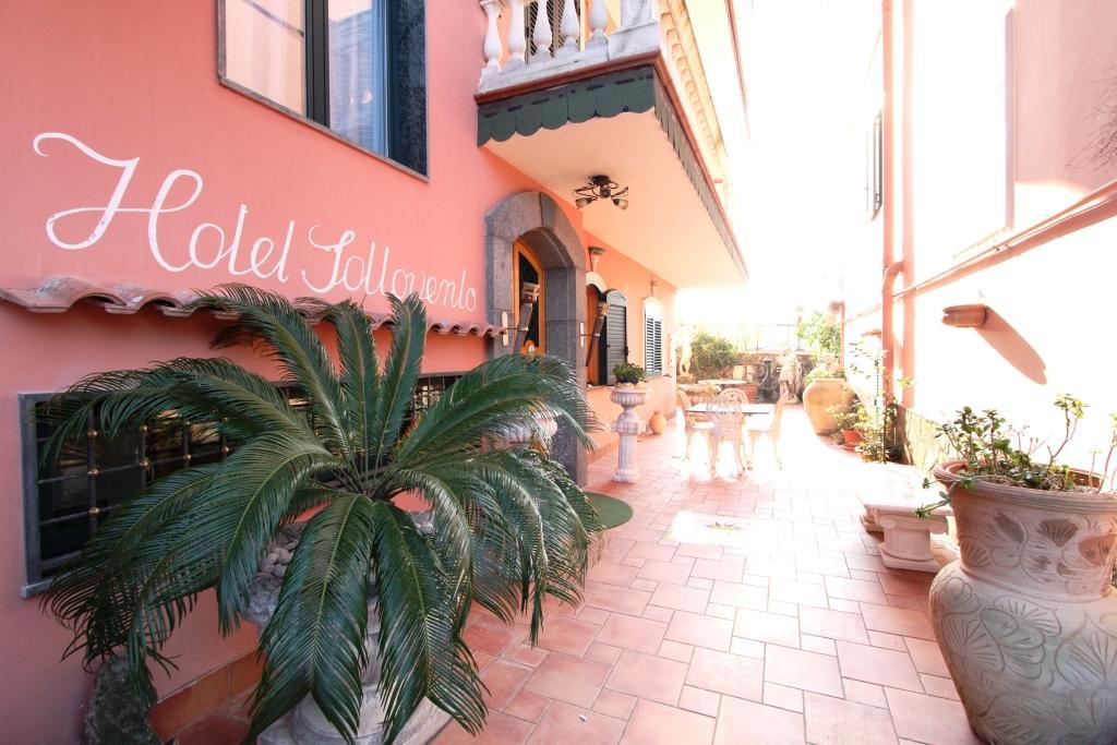 Hotel Sottovento Sant'Egidio del Monte Albino Exteriör bild