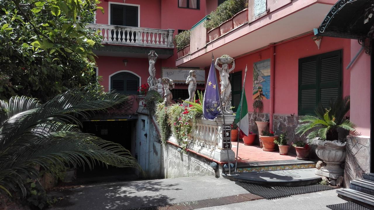 Hotel Sottovento Sant'Egidio del Monte Albino Exteriör bild