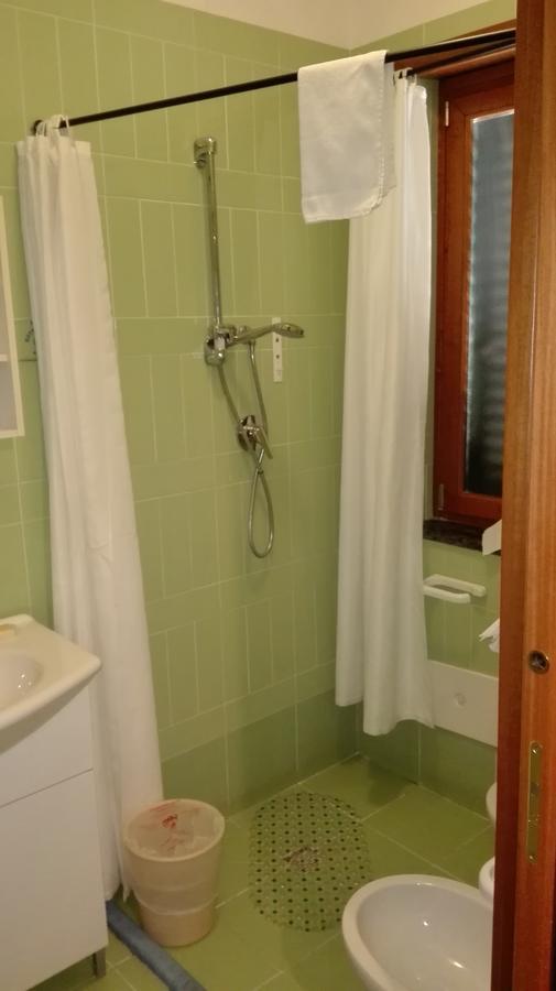 Hotel Sottovento Sant'Egidio del Monte Albino Exteriör bild